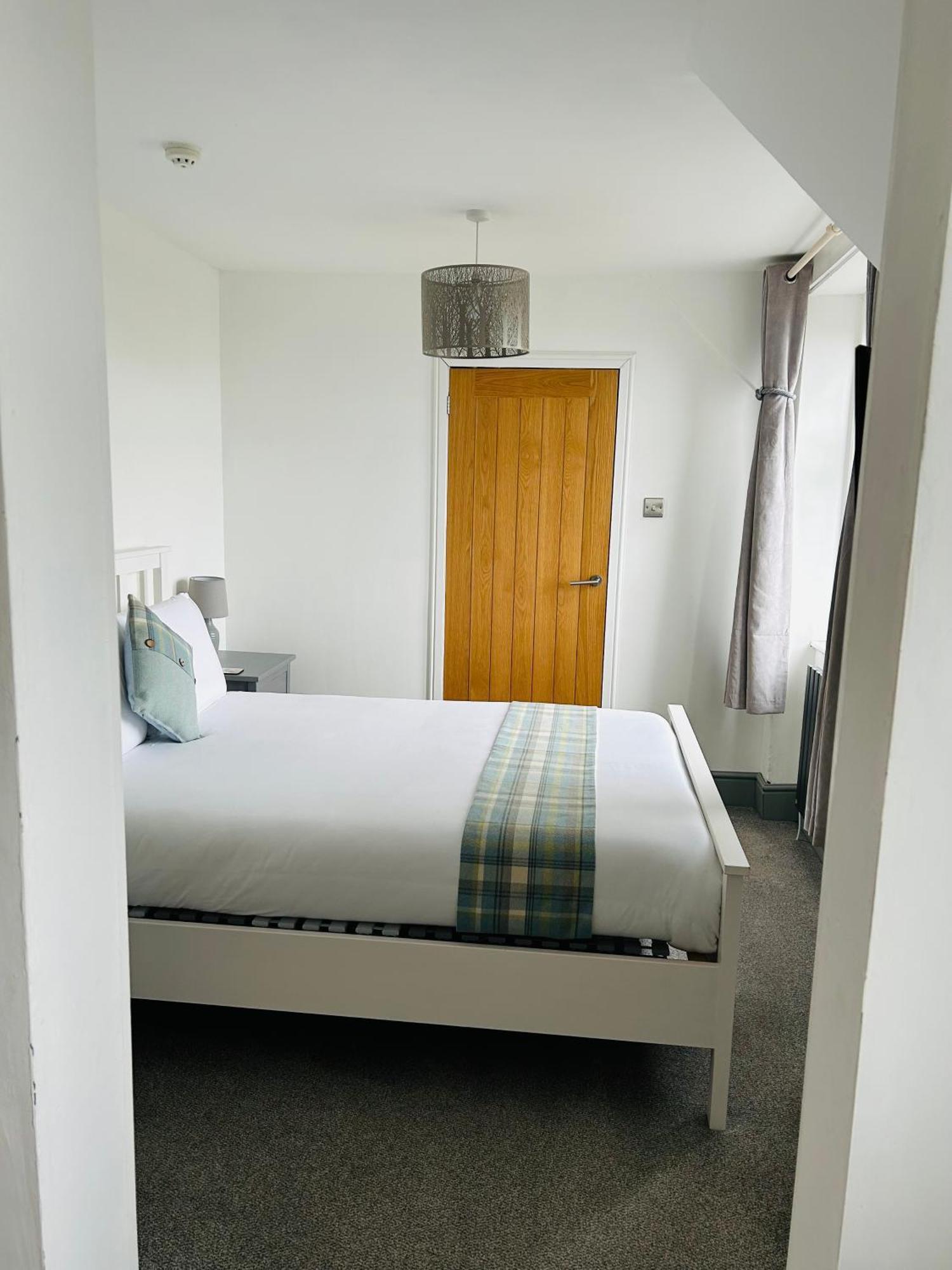 Lochaline Hotel Экстерьер фото